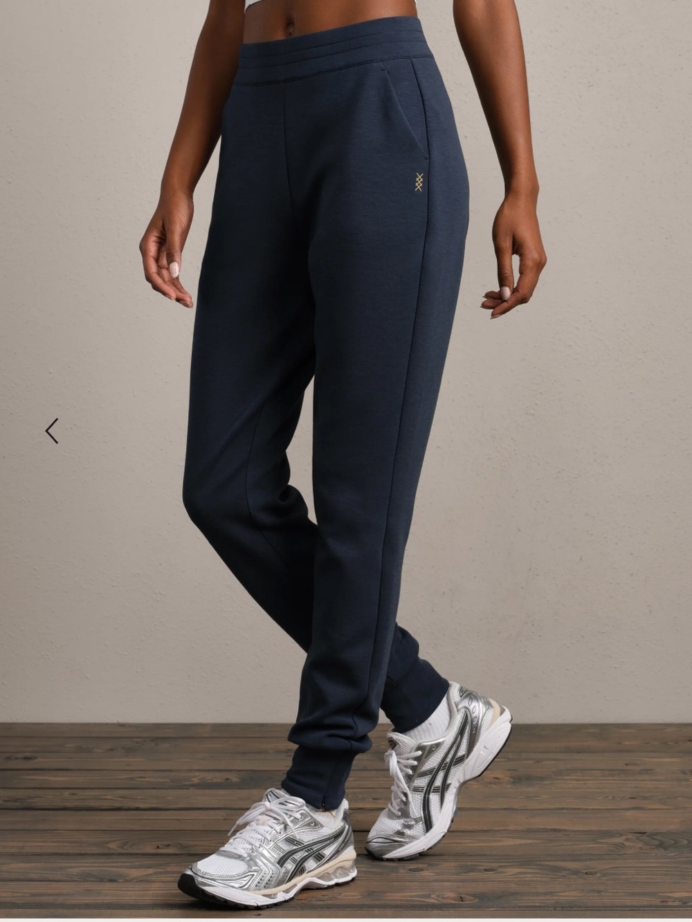 RHONE Women's Dream Glow Zip Tapered Leg Navy Joggers Medium